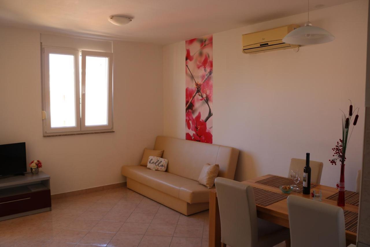 Apartments Marina Vodice Ngoại thất bức ảnh
