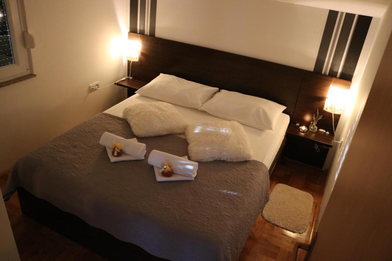 Apartments Marina Vodice Ngoại thất bức ảnh