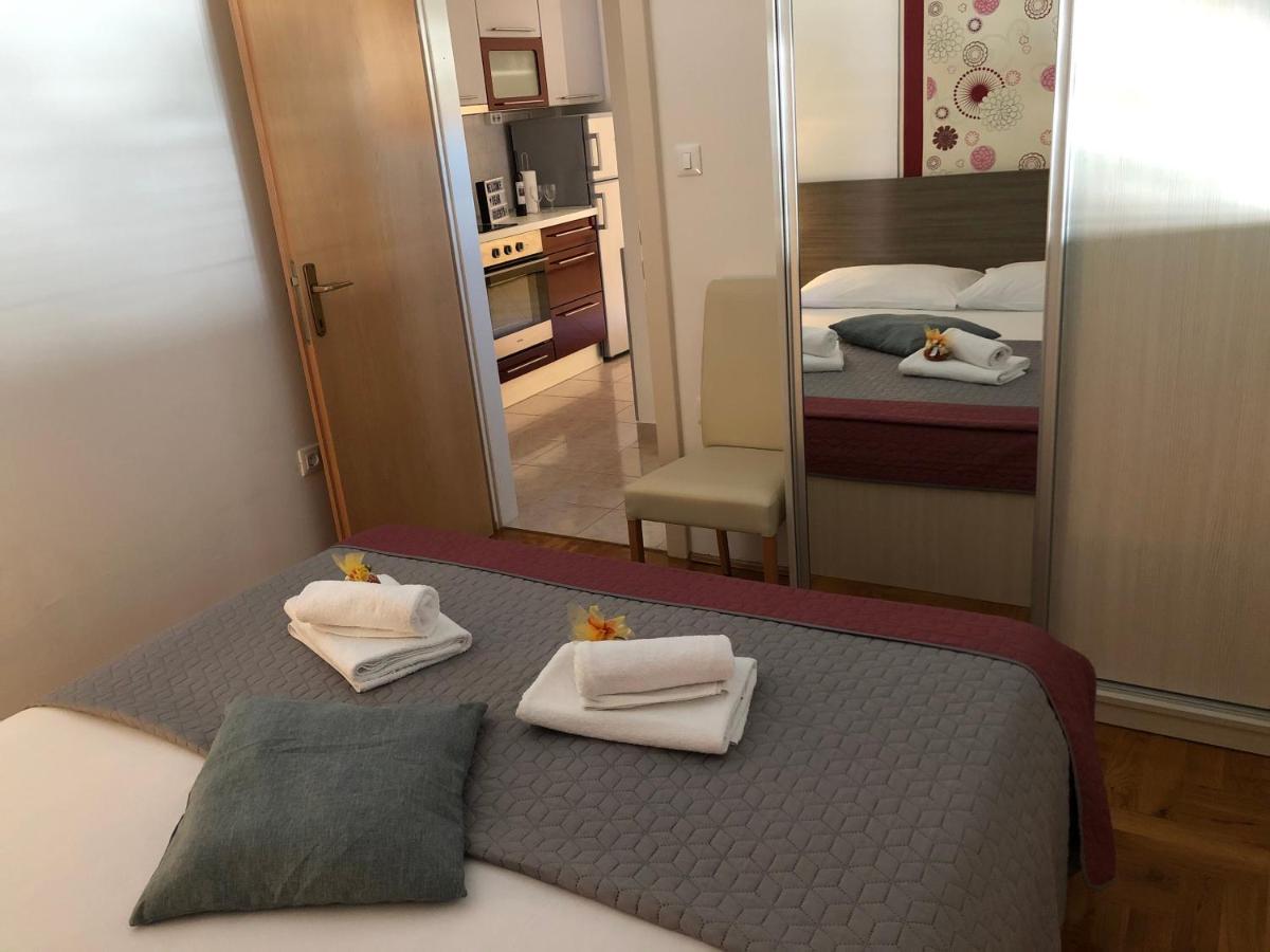 Apartments Marina Vodice Ngoại thất bức ảnh
