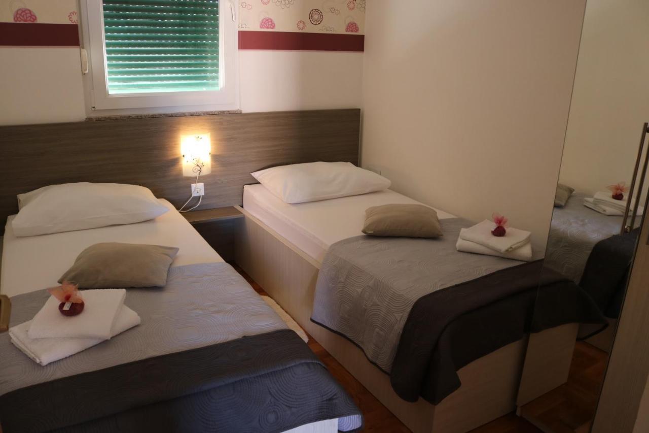 Apartments Marina Vodice Ngoại thất bức ảnh