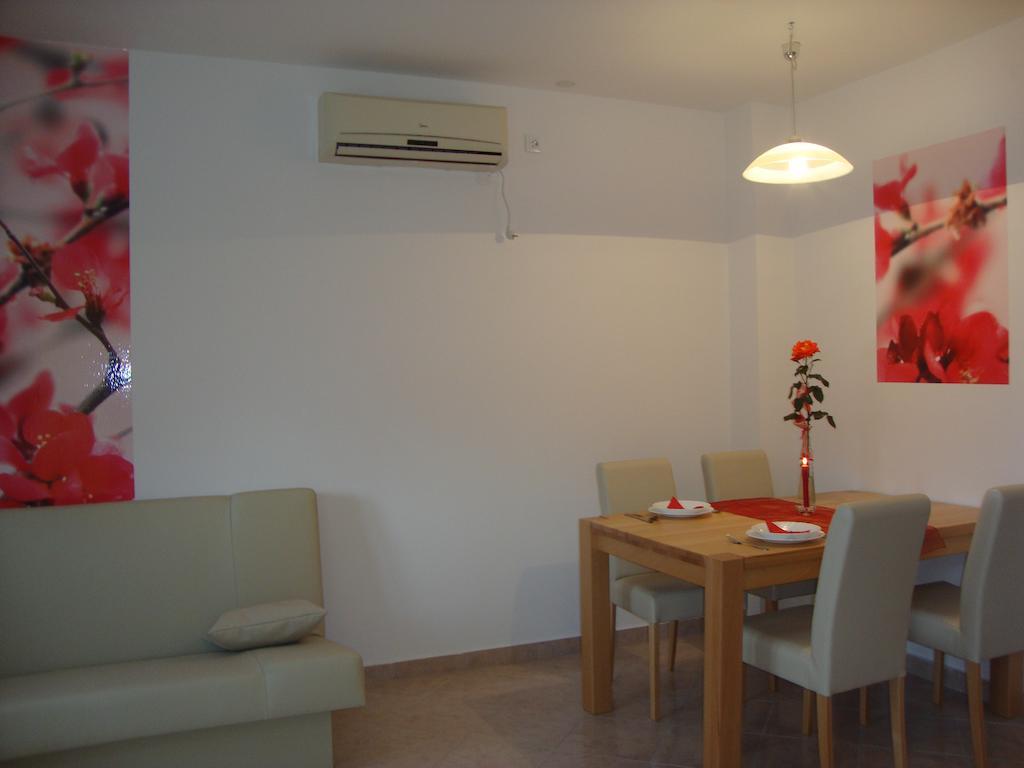 Apartments Marina Vodice Ngoại thất bức ảnh