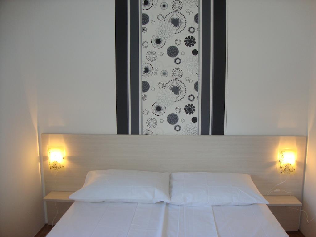 Apartments Marina Vodice Ngoại thất bức ảnh