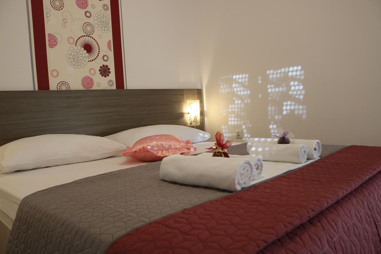 Apartments Marina Vodice Ngoại thất bức ảnh