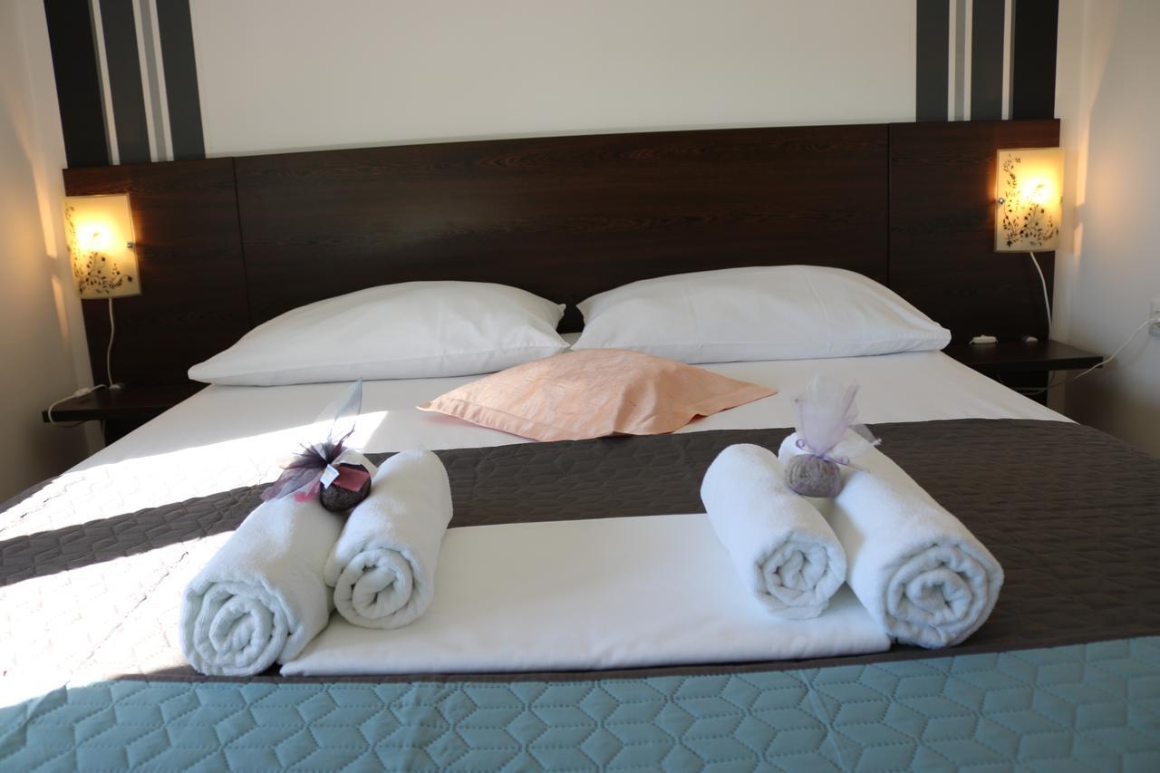Apartments Marina Vodice Ngoại thất bức ảnh